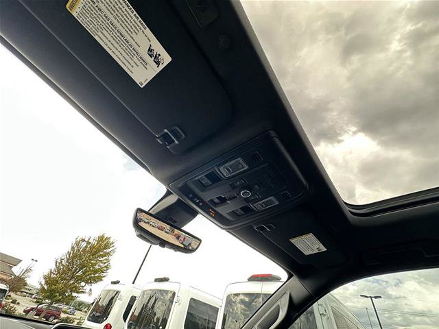 Used 2021 Chevrolet Tahoe High Country AWD/4WD image 24
