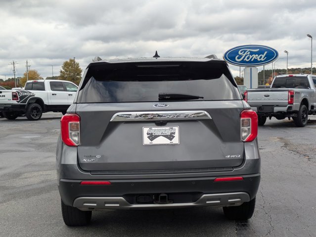 Certified 2022 Ford Explorer XLT w/ Equipment Group 202A image 4