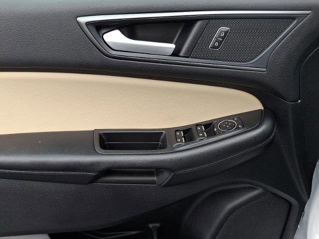 Certified 2022 Ford Edge SE image 12