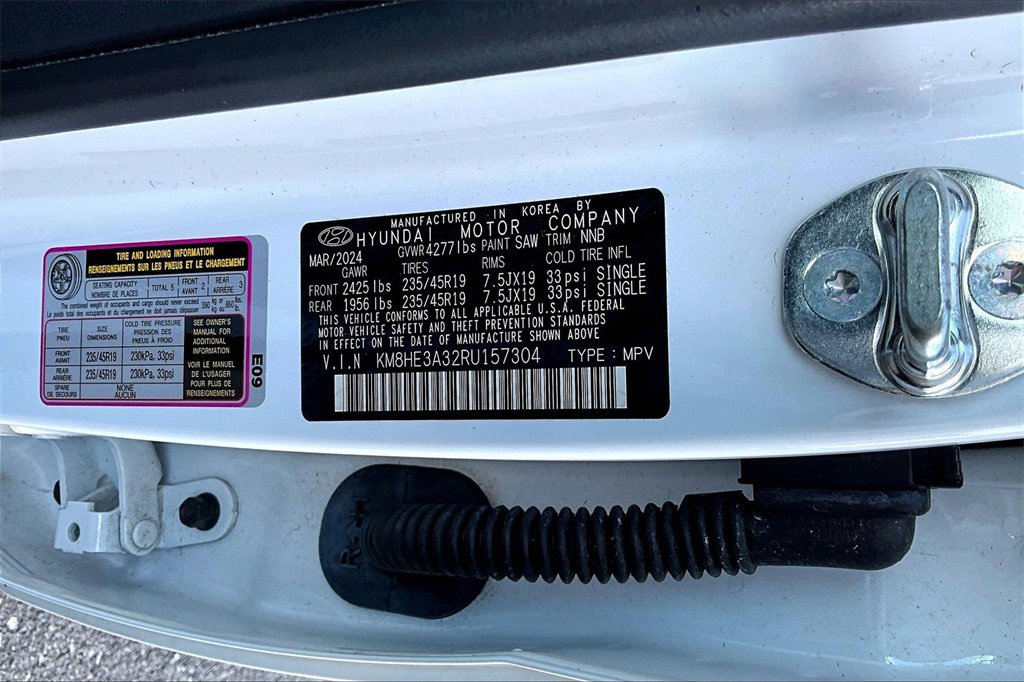 Used 2024 Hyundai Kona Limited image 32