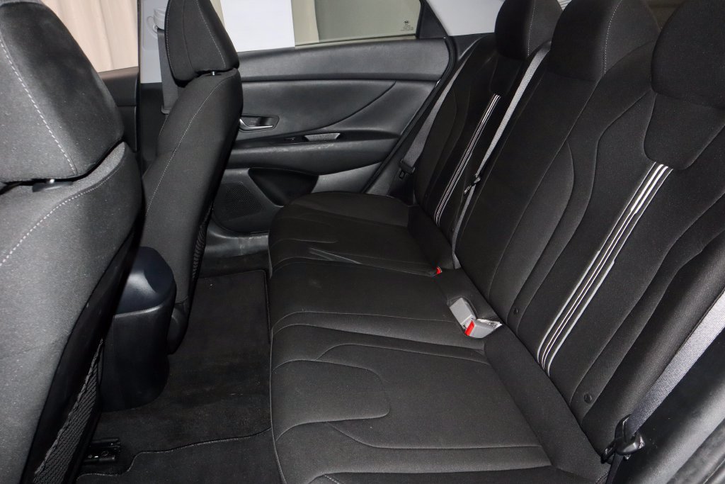 Used 2022 Hyundai Elantra SEL FWD image 20