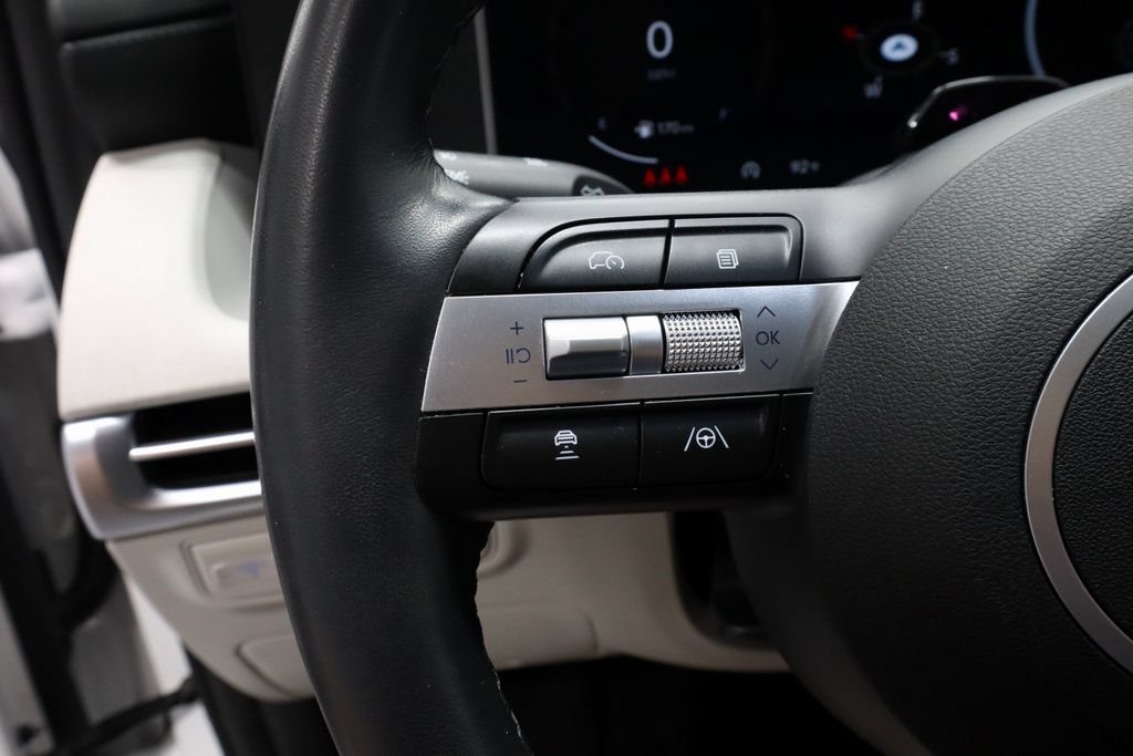 Used 2025 Hyundai Tucson SEL FWD image 29