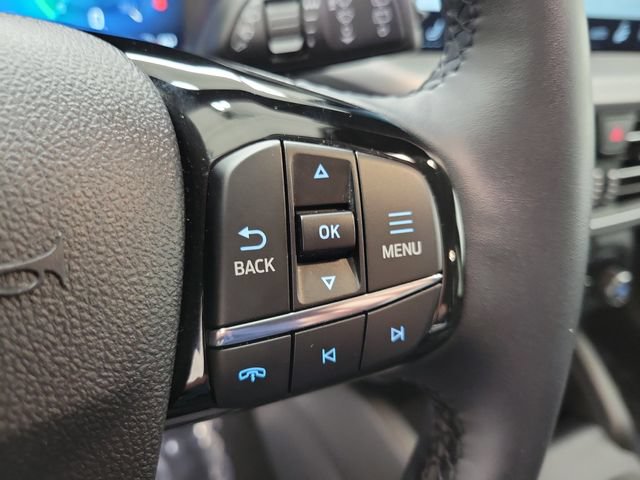 Certified 2025 Ford Escape Platinum AWD/4WD image 24