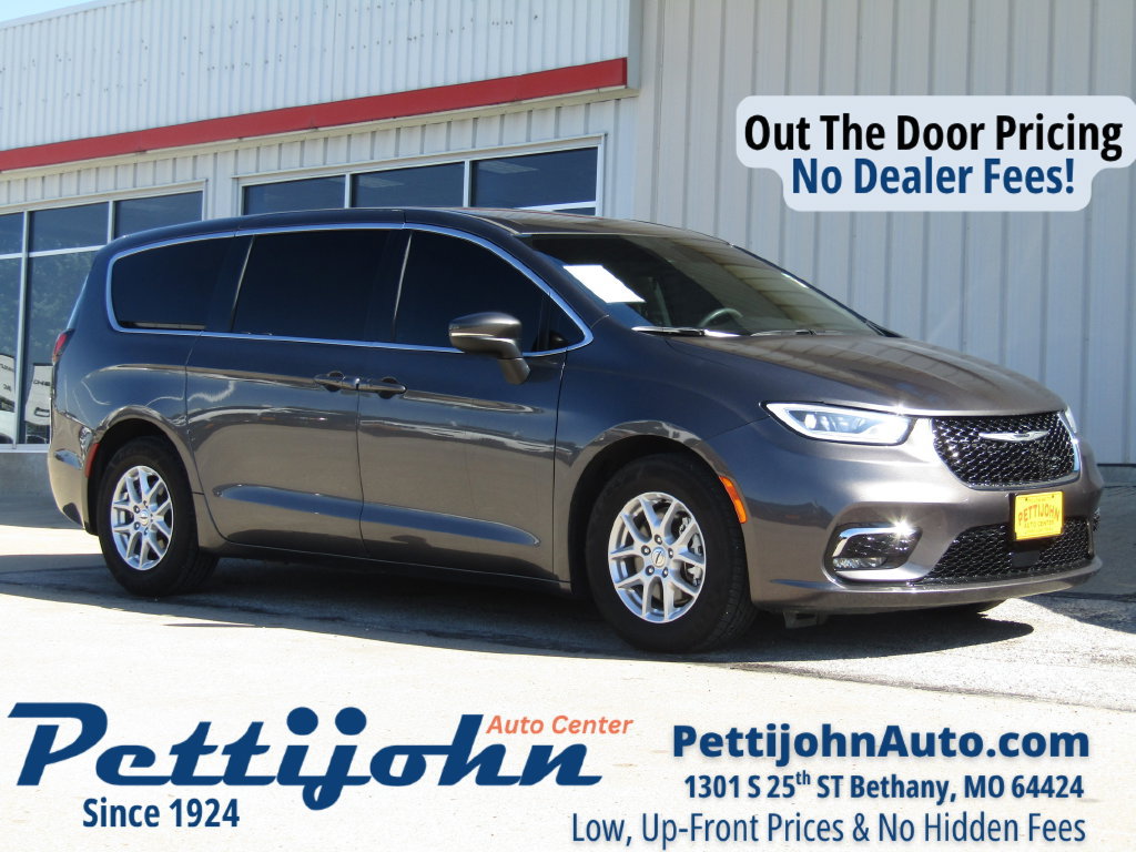 Used 2023 Chrysler Pacifica Touring-L