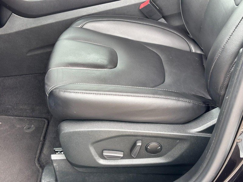 Certified 2022 Ford Edge Titanium AWD/4WD image 17