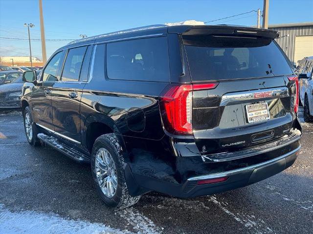 Used 2022 GMC Yukon XL SLT w/ SLT Premium Package image 4