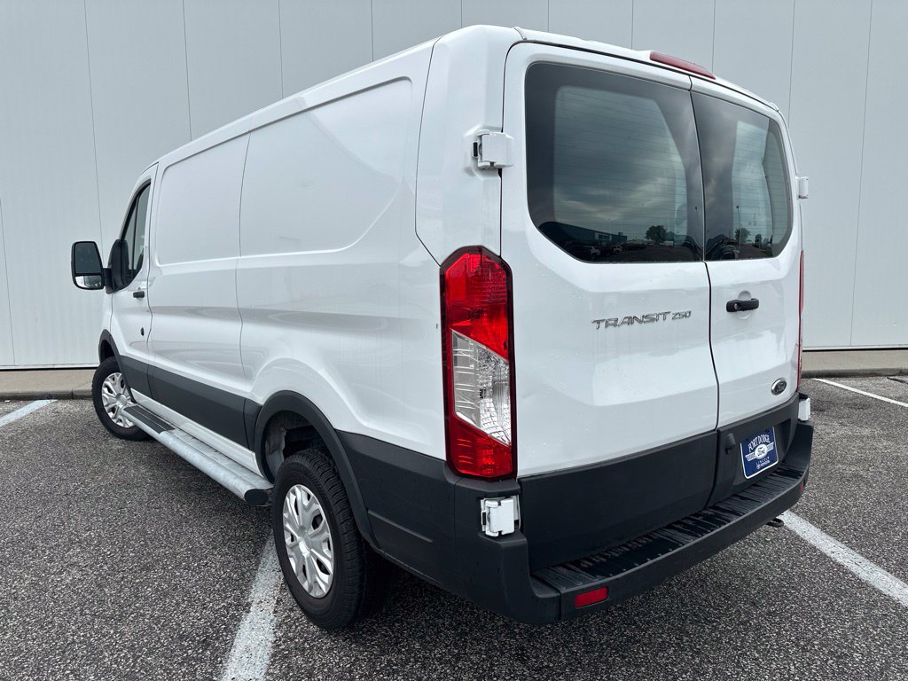 Certified 2025 Ford Transit 250 Low Roof w/ Exterior Upgrade Package RWD image 4