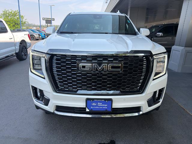 Used 2023 GMC Yukon Denali Ultimate AWD/4WD image 2