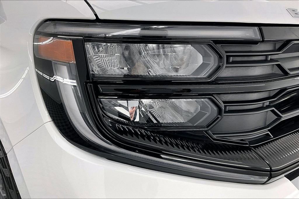 Certified 2025 Ford Expedition Max Active image 30