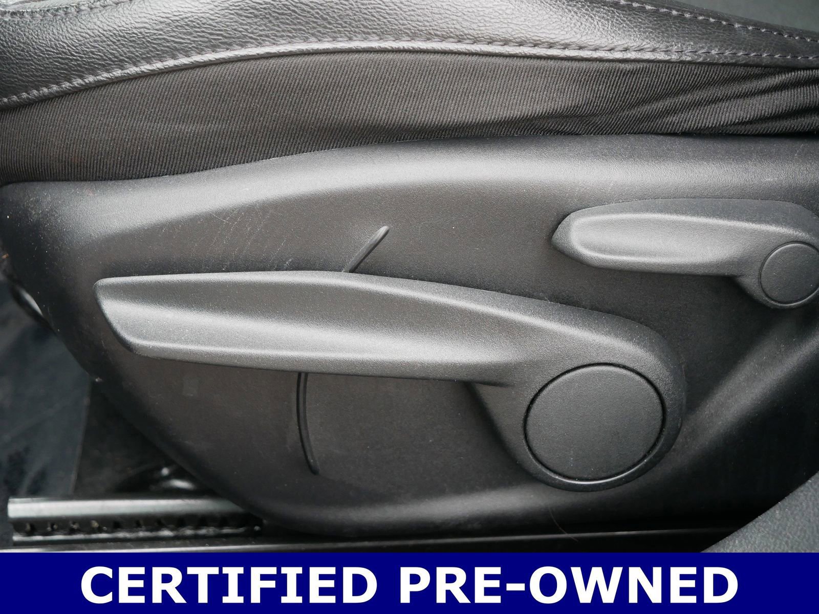 Used 2024 Jeep Compass Trailhawk image 13