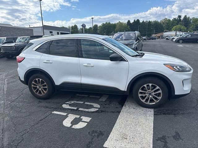 Certified 2022 Ford Escape SE AWD/4WD image 4