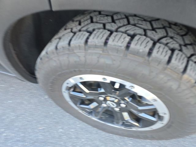 Used 2025 Nissan Pathfinder Rock Creek image 7