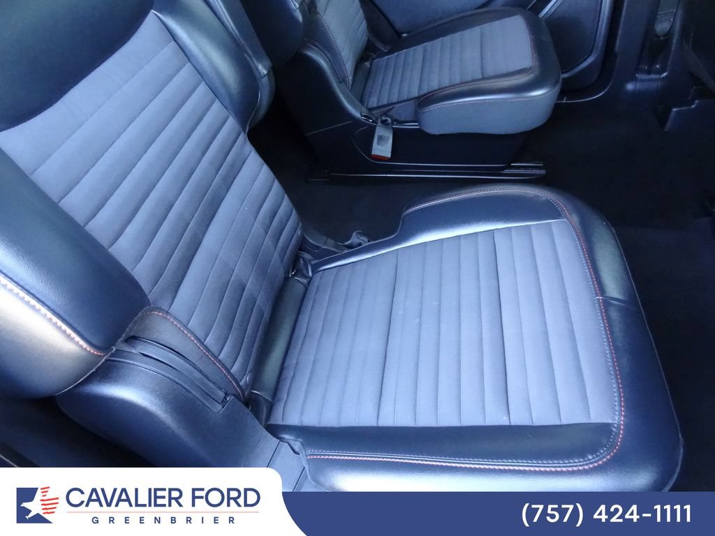 Certified 2025 Ford Explorer ST-Line AWD/4WD image 13