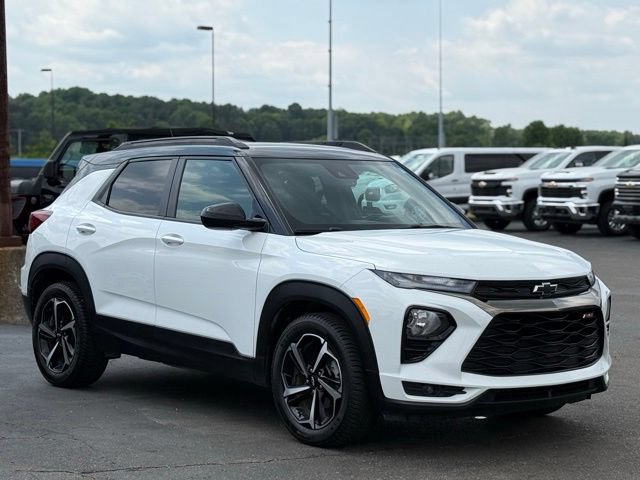 Used 2022 Chevrolet TrailBlazer RS w/ Technology Package FWD image 33
