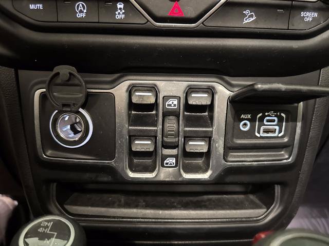 Used 2020 Jeep Wrangler Unlimited Sport S w/ Sun And Sound Package AWD/4WD image 27