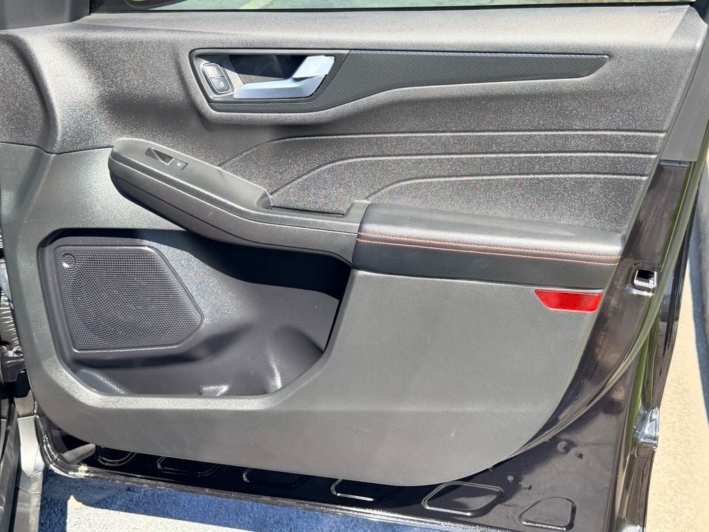 Certified 2023 Ford Escape ST-Line w/ Tech Pack #1 FWD image 10