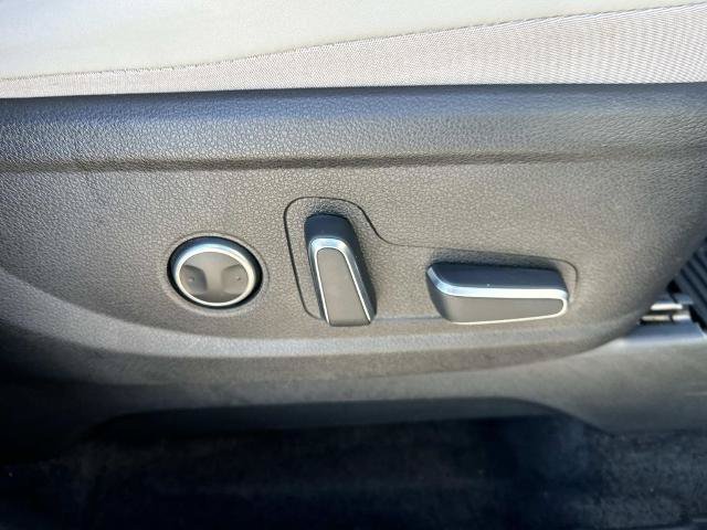 Used 2025 Hyundai Palisade SEL FWD image 26