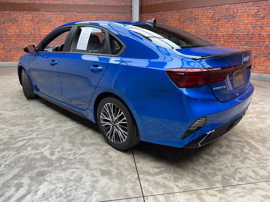 Used 2023 Kia Forte GT-Line w/ GT-Line Premium Package FWD image 2