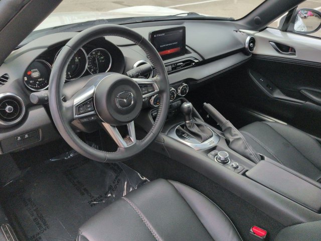 Used 2021 MAZDA MX-5 Miata RF Grand Touring RWD image 15