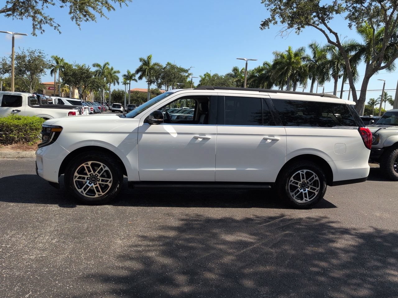 Certified 2025 Ford Expedition Max Active AWD/4WD image 6