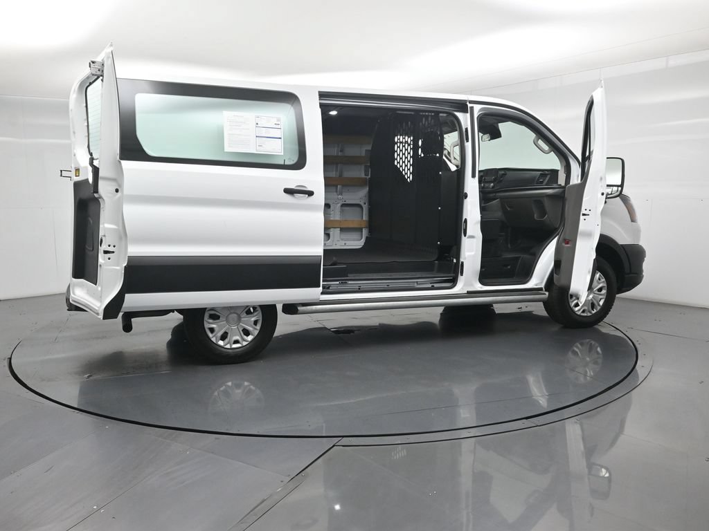 Certified 2025 Ford Transit 250 Low Roof w/ Exterior Upgrade Package RWD image 4
