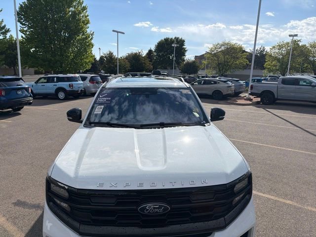 Certified 2025 Ford Expedition Active AWD/4WD image 9