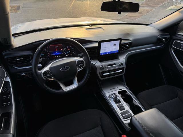 Certified 2022 Ford Explorer XLT image 17