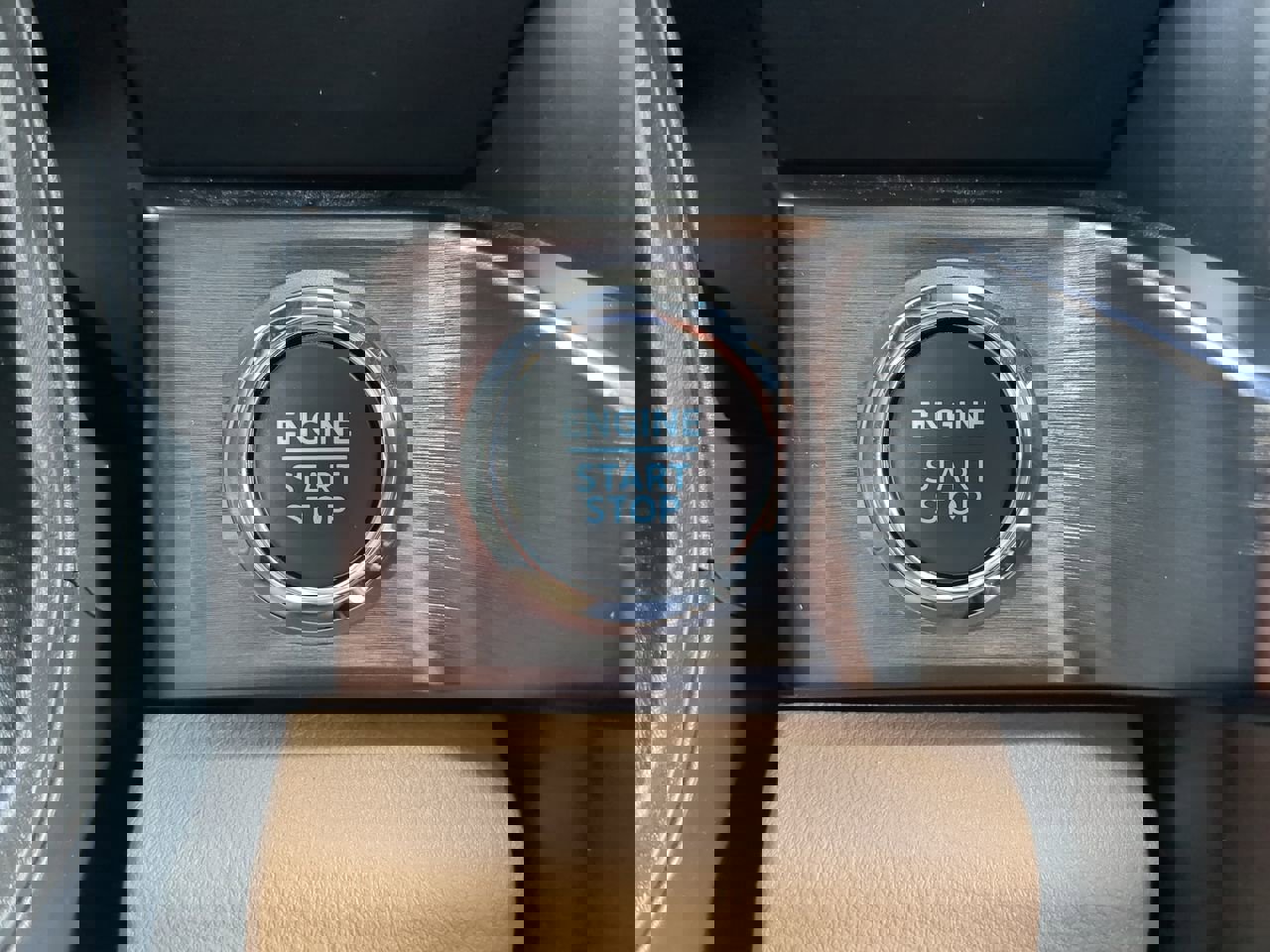 Certified 2024 Ford F250 Lariat w/ Chrome Package image 26