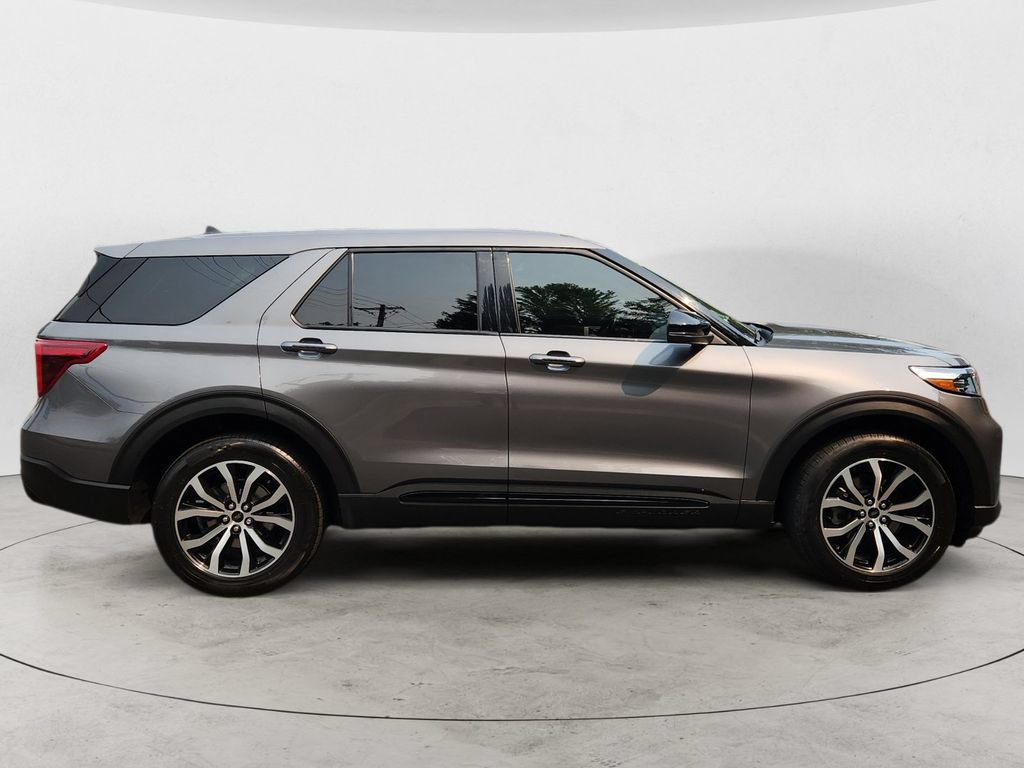 Certified 2022 Ford Explorer ST AWD/4WD image 4