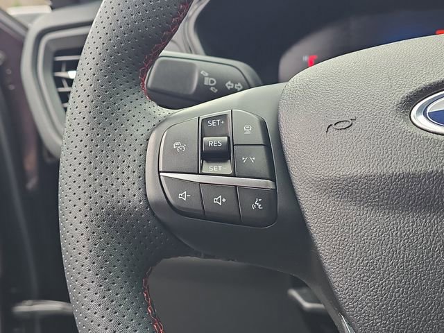 Certified 2023 Ford Escape ST-Line w/ Tech Pack #1 image 18
