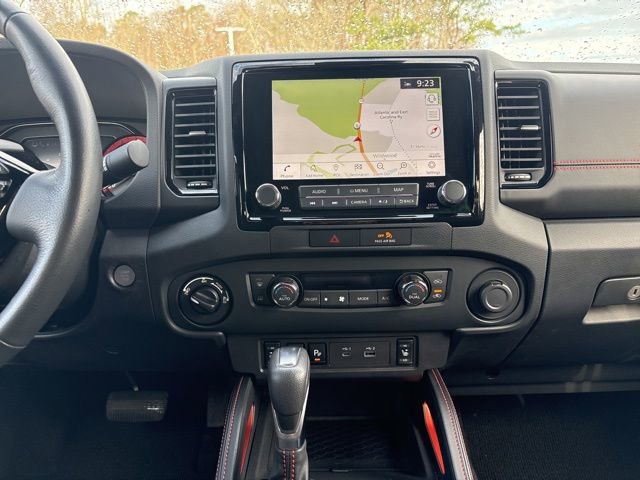 Used 2022 Nissan Frontier PRO-4X image 17