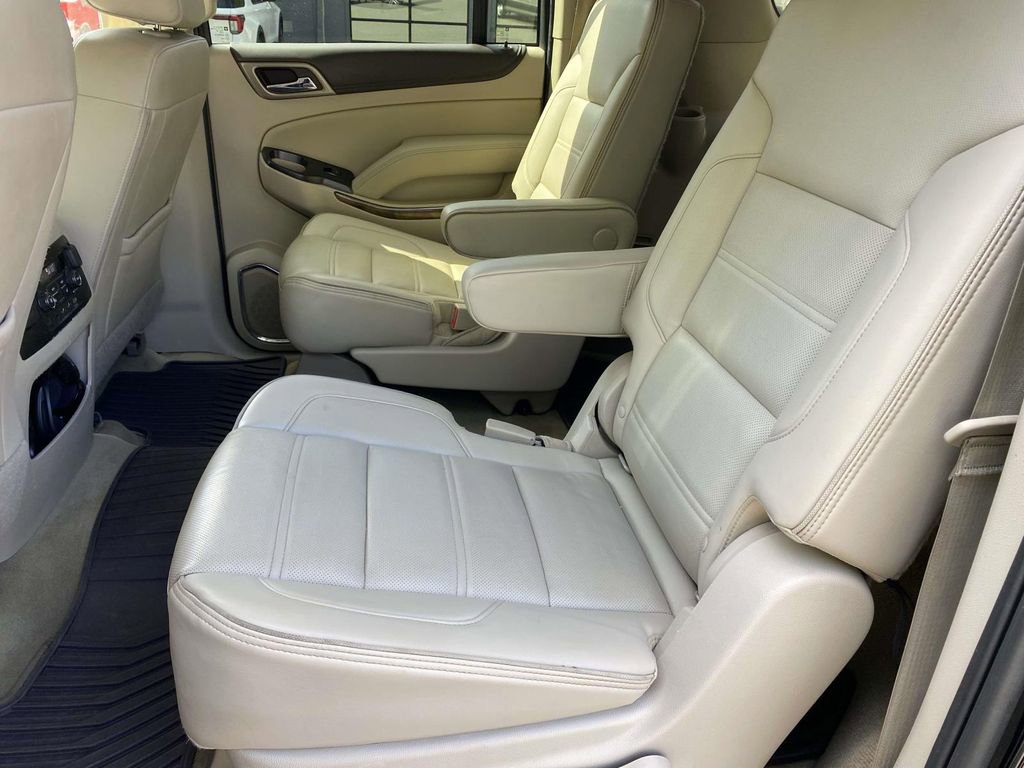 Used 2017 GMC Yukon XL Denali w/ Open Road Package AWD/4WD image 10