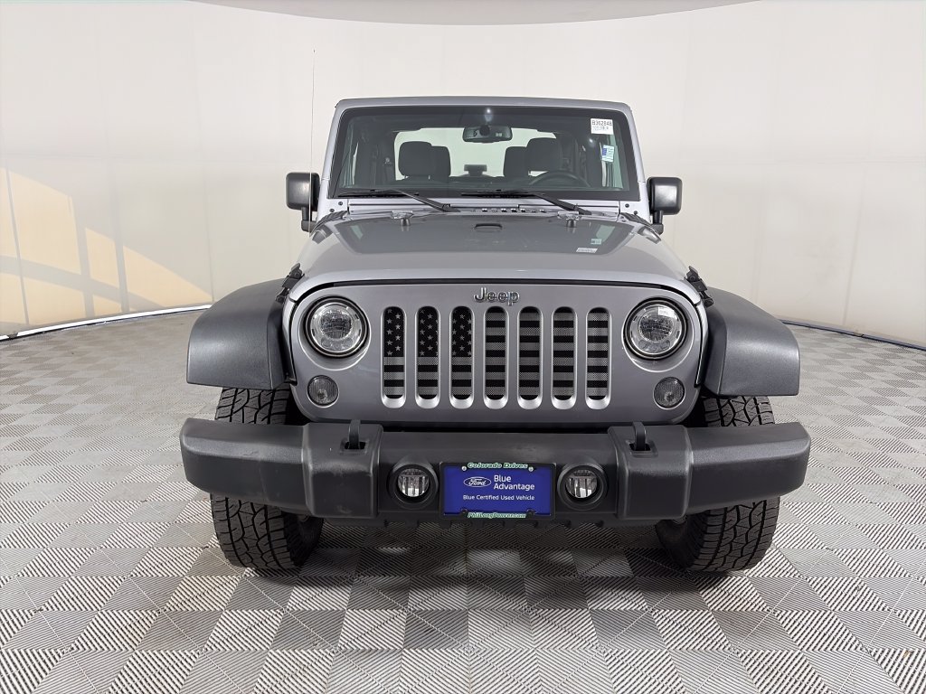 Used 2018 Jeep Wrangler Rubicon AWD/4WD image 2