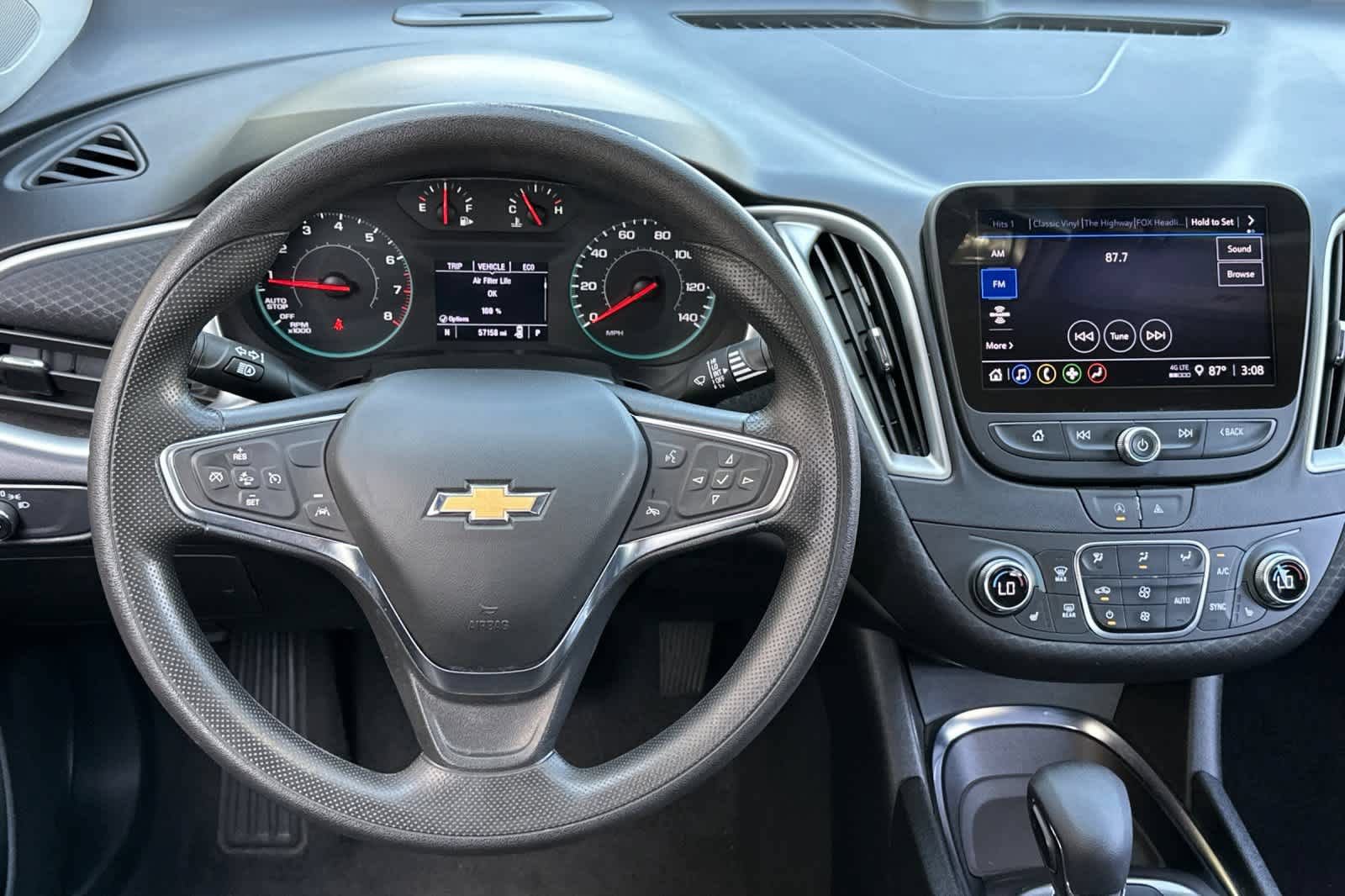 Used 2024 Chevrolet Malibu LT FWD image 15