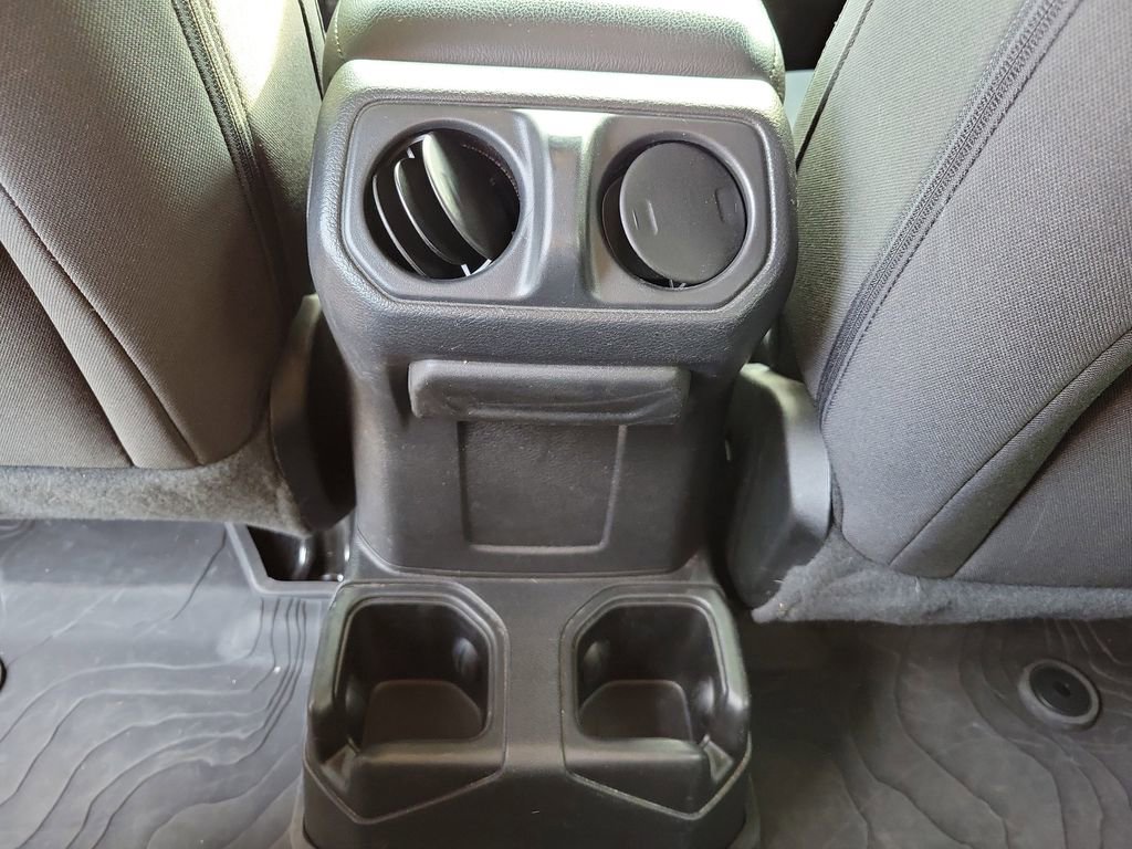Used 2022 Jeep Gladiator Sport AWD/4WD image 13