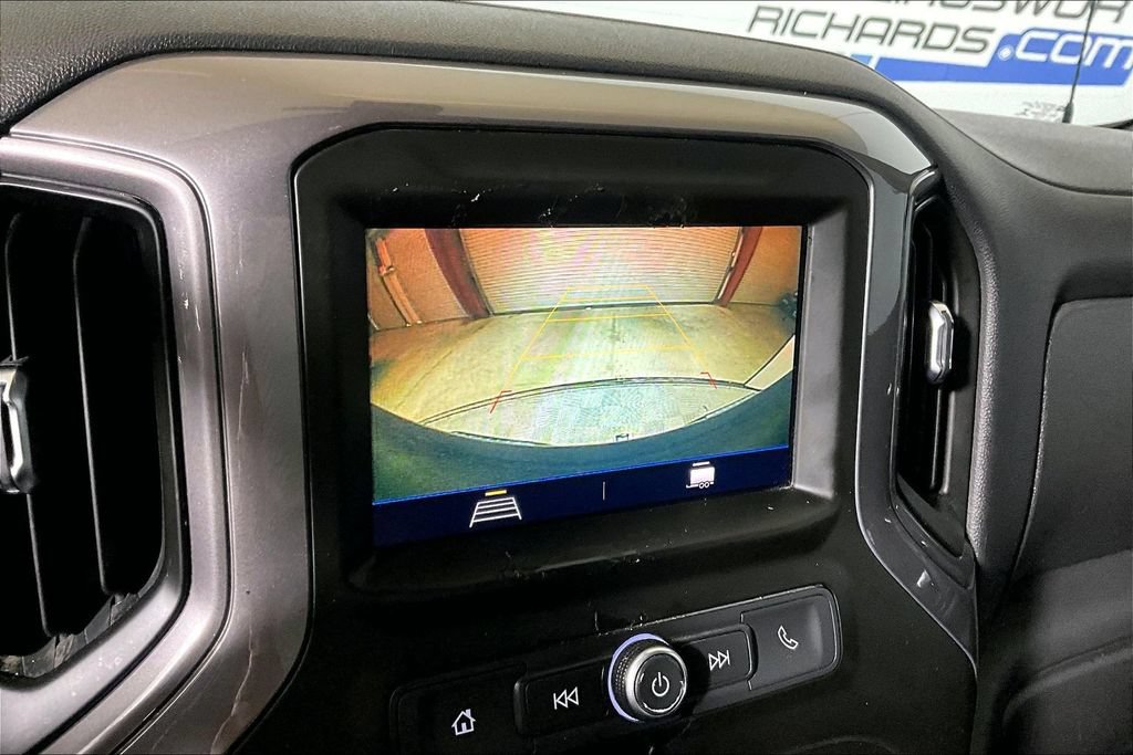 Used 2019 Chevrolet Silverado 1500 Custom w/ Custom Max Trailering Package AWD/4WD image 13