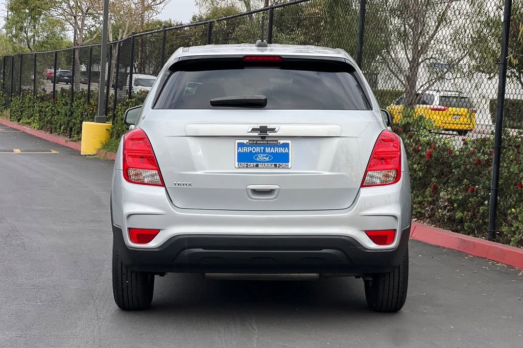 Used 2020 Chevrolet Trax LS w/ Tint and Cruise Package image 7