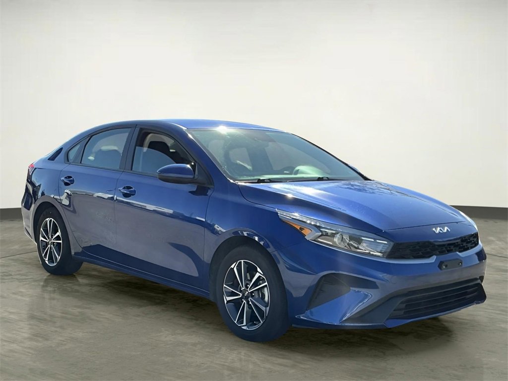 Used 2024 Kia Forte LXS image 12
