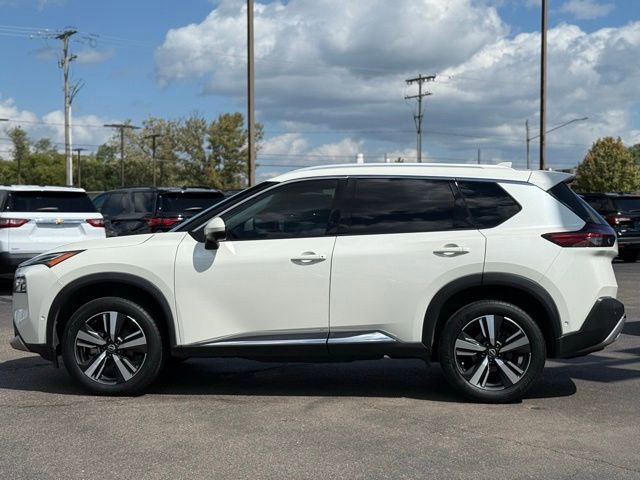 Used 2023 Nissan Rogue Platinum w/ Platinum Premium Package image 4