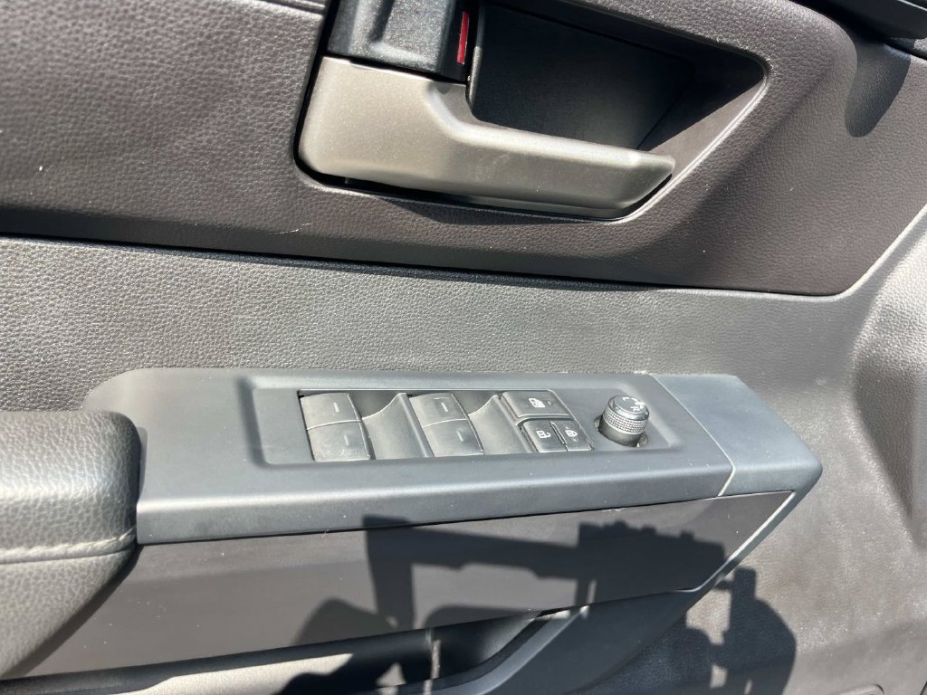 Used 2023 Toyota Tundra SR5 w/ SR5 Convenience Package AWD/4WD image 31