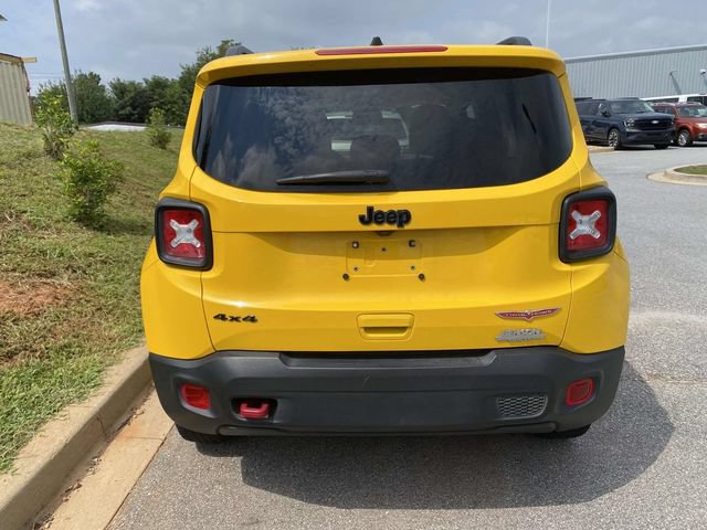Used 2023 Jeep Renegade Trailhawk w/ Trailhawk Elite Group AWD/4WD image 6