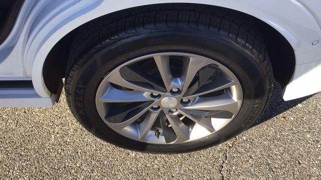 Used 2020 Buick Encore GX Essence w/ Experience Buick Package image 14