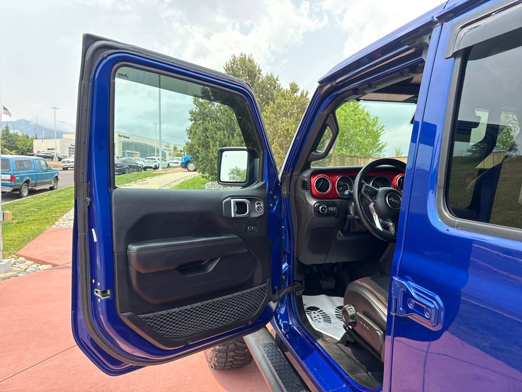 Used 2020 Jeep Wrangler Unlimited Rubicon AWD/4WD image 13