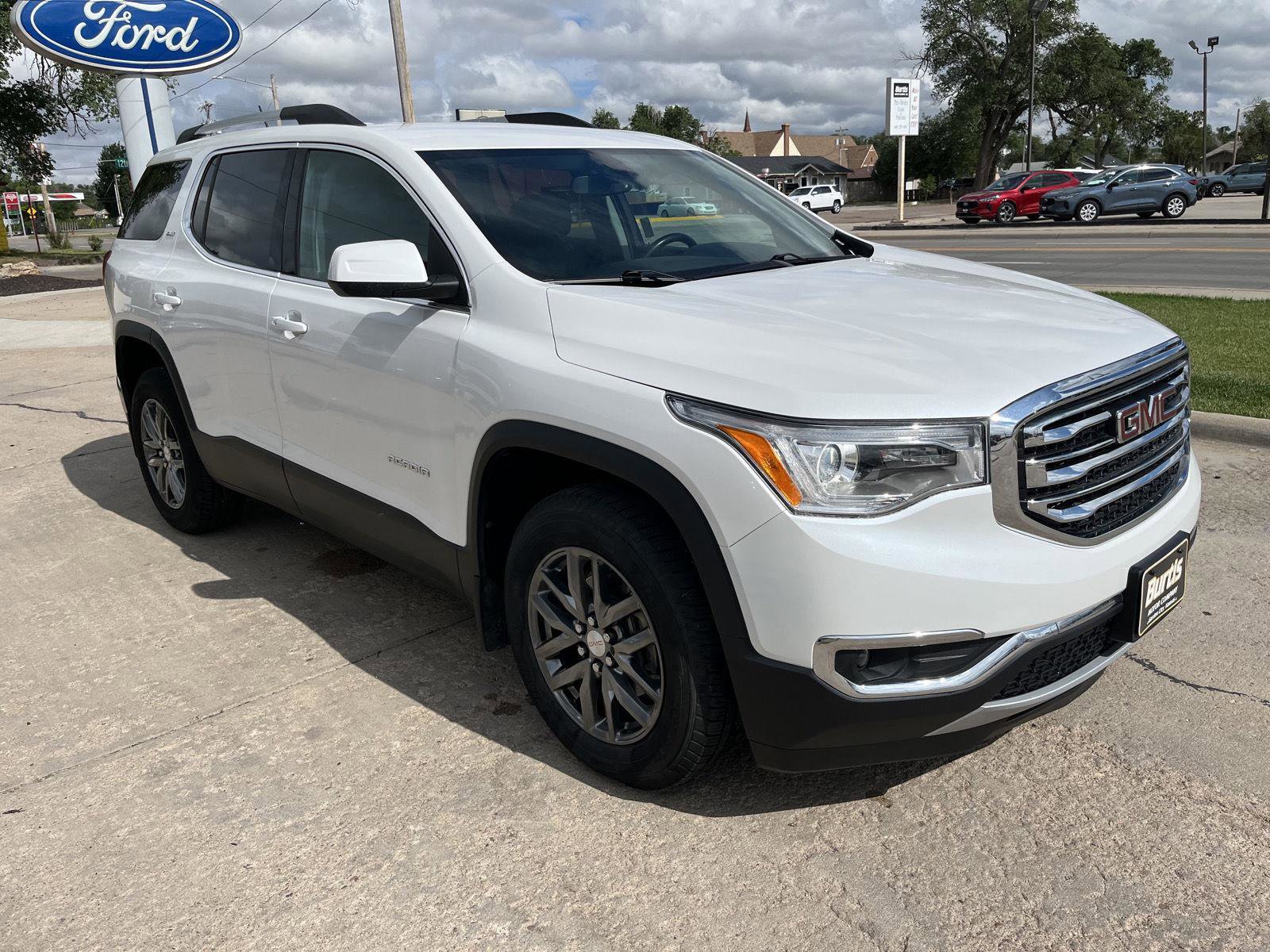 Used 2018 GMC Acadia SLT AWD/4WD image 4