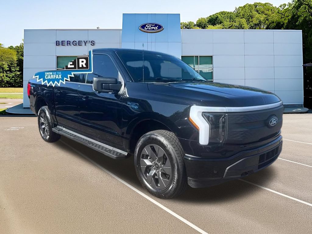 Certified 2024 Ford F150 Lightning Flash AWD/4WD image 3