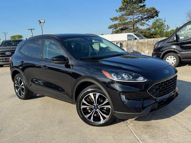 Certified 2022 Ford Escape SEL w/ SEL Stealth AWD Package image 7