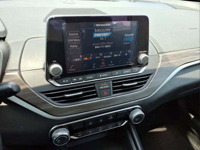 Used 2025 Nissan Altima 2.5 SV FWD image 20