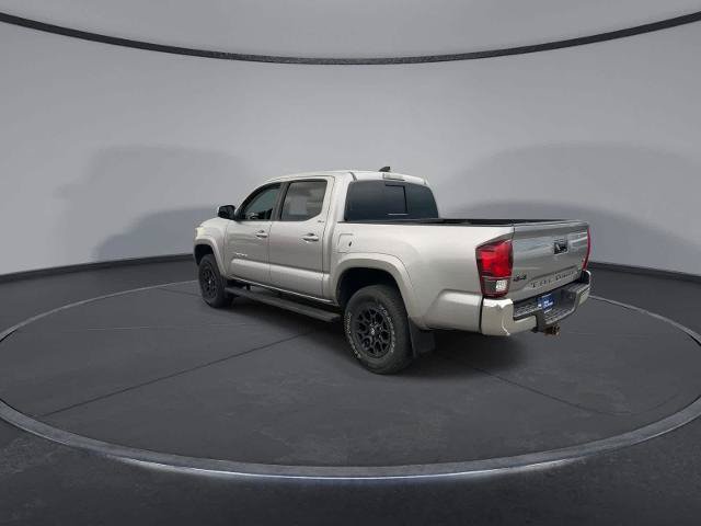 Used 2021 Toyota Tacoma SR5 AWD/4WD image 6