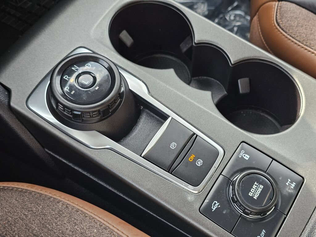 Certified 2025 Ford Bronco Sport Outer Banks w/ Sasquatch Outer Banks Package AWD/4WD image 31