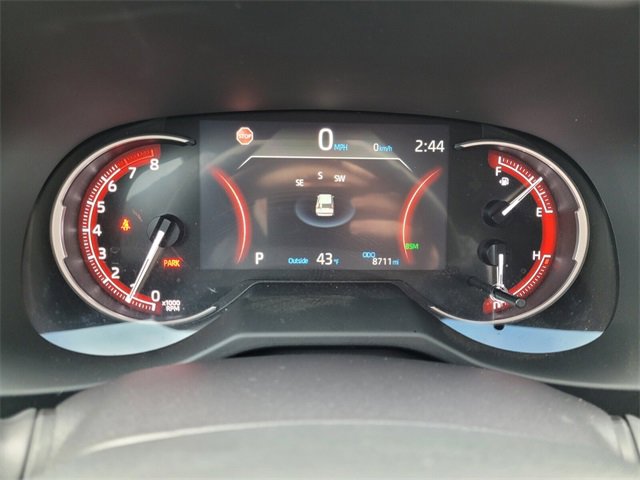 Used 2025 Toyota RAV4 XLE image 22